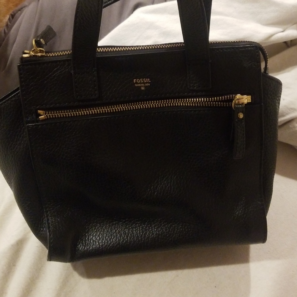 Fossil purse